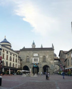 意大利贝尔加莫大学