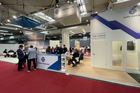 德国汉诺威轮胎技术展览会展会现场图片