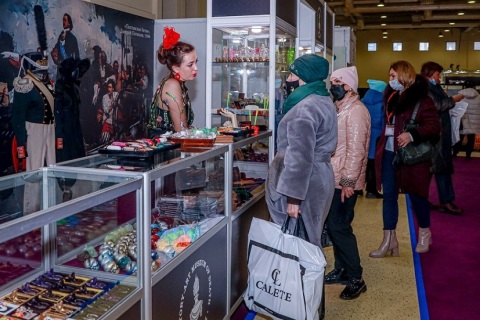 俄罗斯殡葬用品展览会展会现场图片