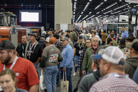 美国路易斯维尔中部卡车展览会展会现场图片