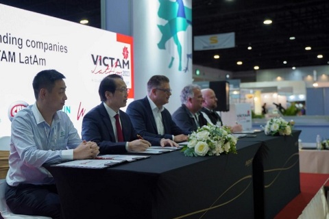 巴西拉美饲料加工、饲料调配成分及添加剂展展会现场图片