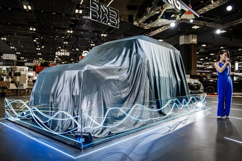 新加坡车展展会现场图片