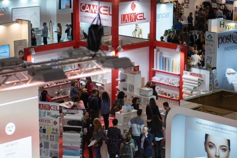 西班牙巴塞罗那美容展览会展会现场图片