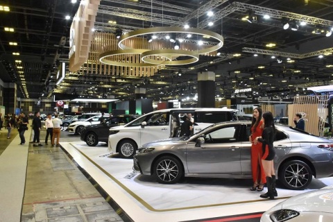 新加坡车展展会现场图片