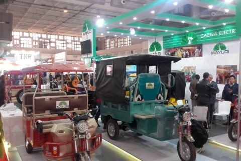 印度新德里电动车展览会展会现场图片