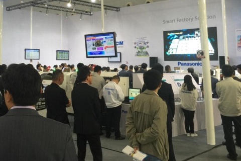 韩国首尔电子生产设备展览会展会现场图片