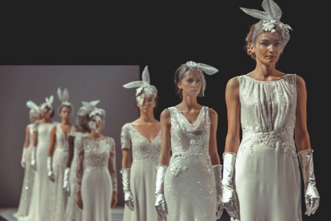 英国哈罗盖特婚纱礼服展览会展会现场图片