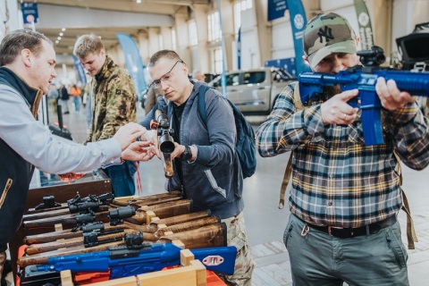 波兰波兹南狩猎、打靶设备展览会展会现场图片