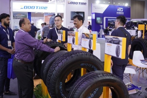 阿联酋沙迦中国轮胎汽配展展会现场图片