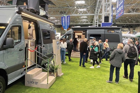 波兰华沙房车露营展览会展会现场图片