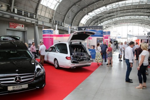 波兰凯尔采葬礼及殡葬品展览会展会现场图片