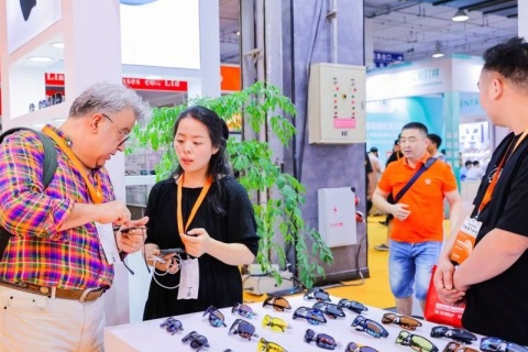 泰国东盟国际眼镜展展会现场图片