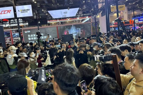 苏州改装车展展会现场图片