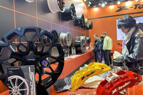 苏州改装车展展会现场图片