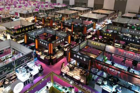 武汉国际珠宝玉石展览会展会现场图片