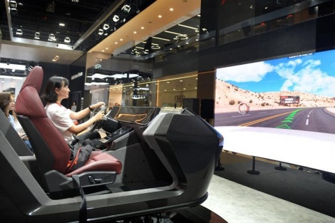 广州车展展会现场图片