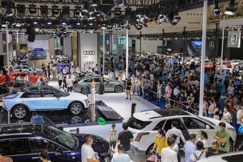 武汉国际汽车展览会展会现场图片