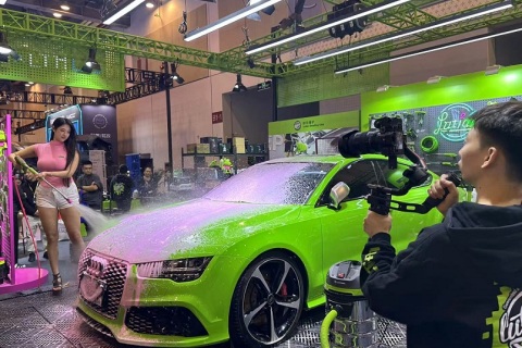 苏州改装车展展会现场图片