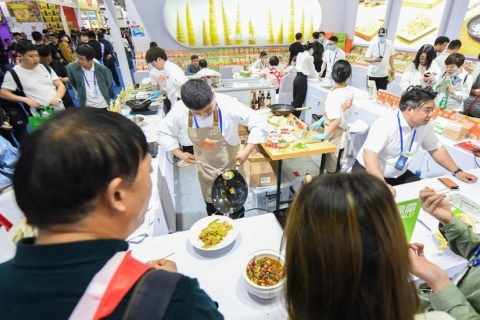全国糖酒商品交易会-成都糖酒会展会现场图片