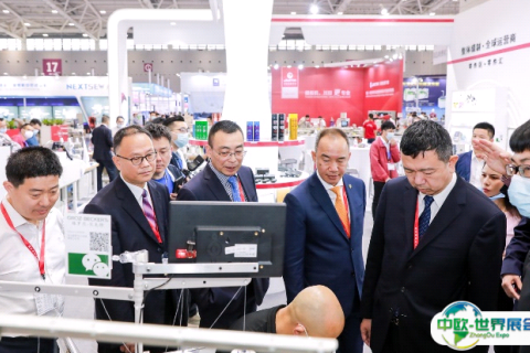 大湾区国际智能纺织制衣工业设备展展会现场图片