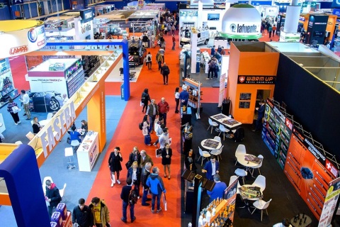 西班牙马德里汽车工业、汽配展览会展会现场图片