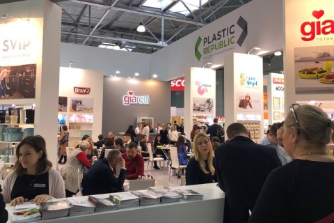 俄罗斯莫斯科家庭用品及家用电器展览会展会现场图片