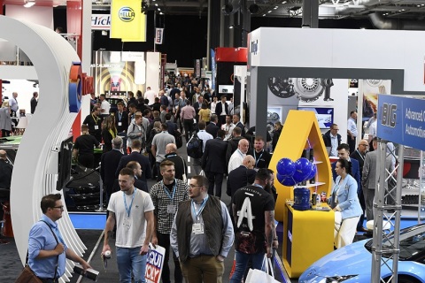 西班牙马德里汽车工业、汽配展览会展会现场图片