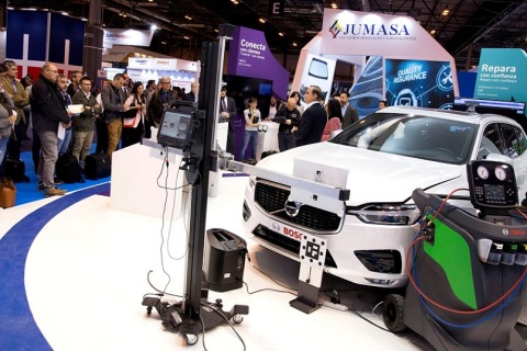 西班牙马德里汽车工业、汽配展览会展会现场图片