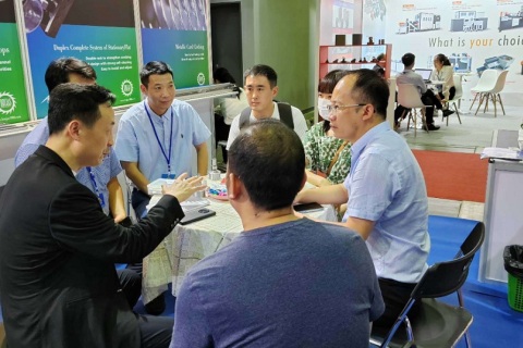 越南胡志明纺织及制衣工业展览会展会现场图片