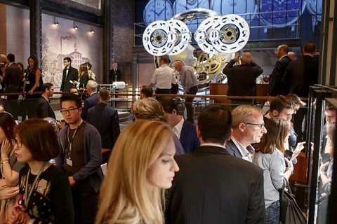 瑞士日内瓦高级钟表展览会展会现场图片