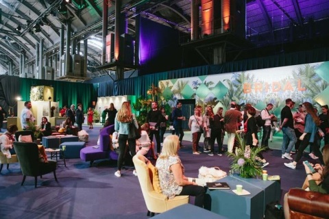 西班牙巴塞罗那婚纱展览会展会现场图片