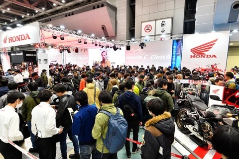 日本东京摩托车展览会展会现场图片