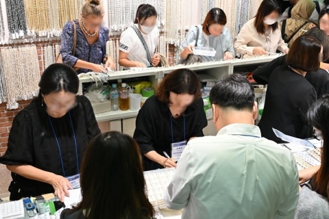 日本横滨珠宝首饰钟表展览会（秋季）展会现场图片