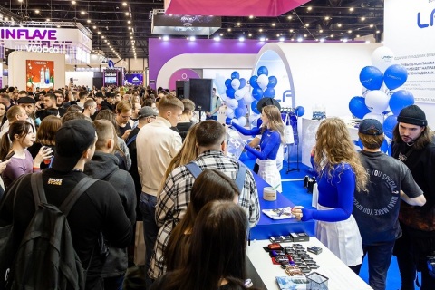 俄罗斯电子烟及水烟展展会现场图片