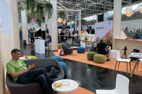 俄罗斯户外用品及园艺、烧烤展览会展会现场图片