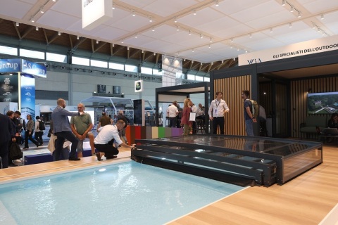 意大利里米尼酒店设计、家具、泳池露营展展会现场图片