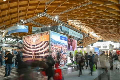 意大利里米尼酒店设计、家具、泳池露营展展会现场图片