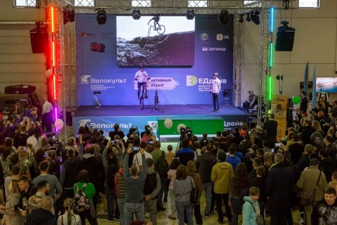 俄罗斯莫斯科摩托车、两轮车及配件展览会展会现场图片