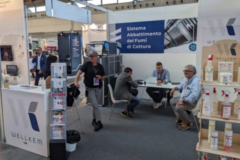 意大利里米尼酒店设计、家具、泳池露营展展会现场图片