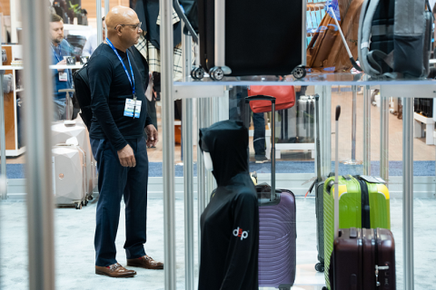 美国拉斯维加斯旅行箱包展览会展会现场图片