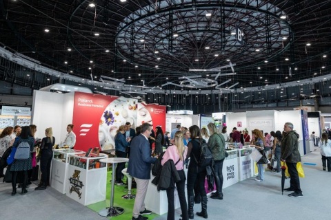 西班牙马德里美容美发展览会展会现场图片