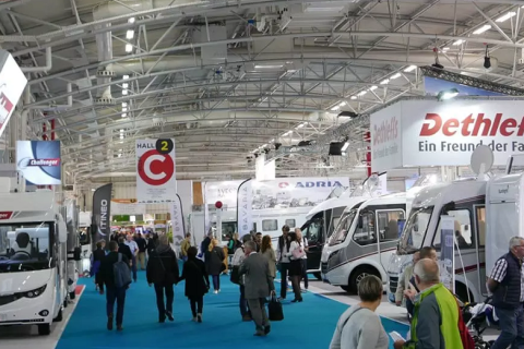 法国巴黎房车展览会展会现场图片