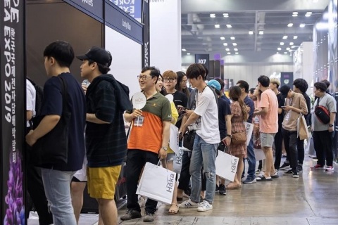 韩国首尔电子烟展览会展会现场图片