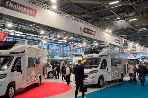 法国巴黎房车展览会展会现场图片