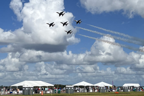 澳洲澳大利亚墨尔本航空航天及国防展览会展会现场图片