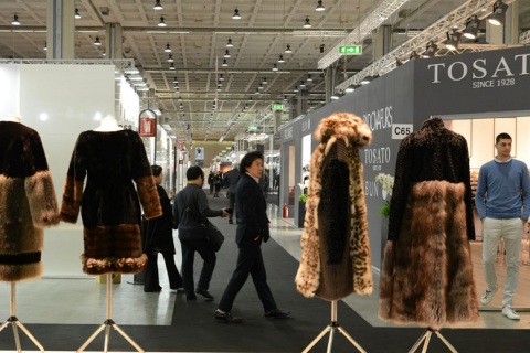 意大利米兰皮草裘皮展览会展会现场图片