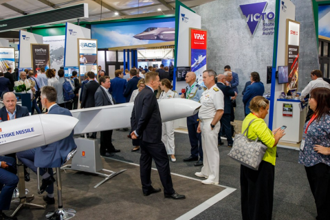 澳洲澳大利亚墨尔本航空航天及国防展览会展会现场图片