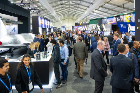 澳洲澳大利亚墨尔本航空航天及国防展览会展会现场图片