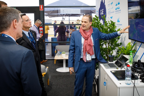 澳洲澳大利亚墨尔本航空航天及国防展览会展会现场图片