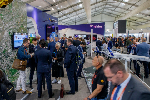 澳洲澳大利亚墨尔本航空航天及国防展览会展会现场图片